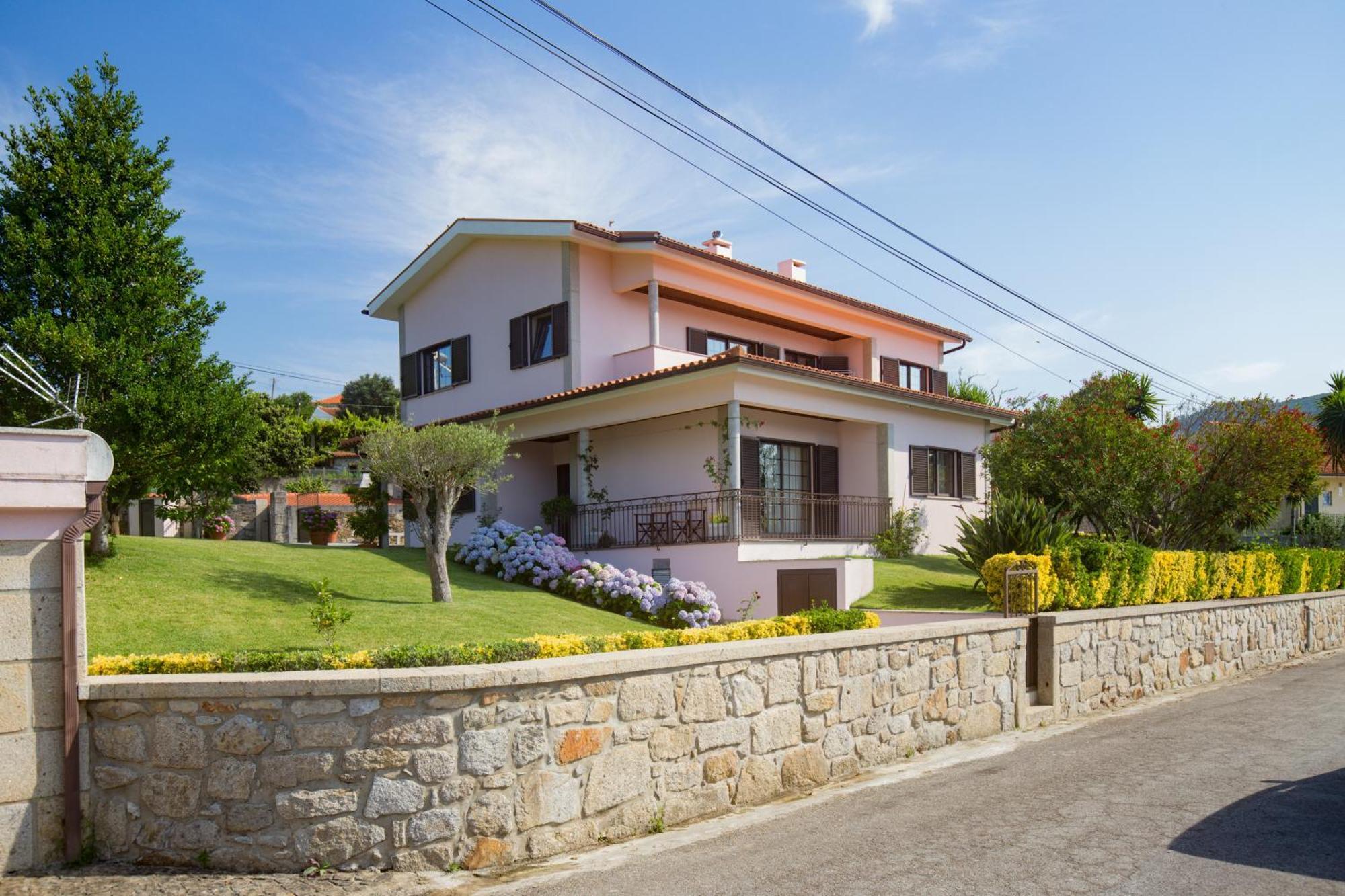 Quarto Em Viana Do Castelo Luaran gambar